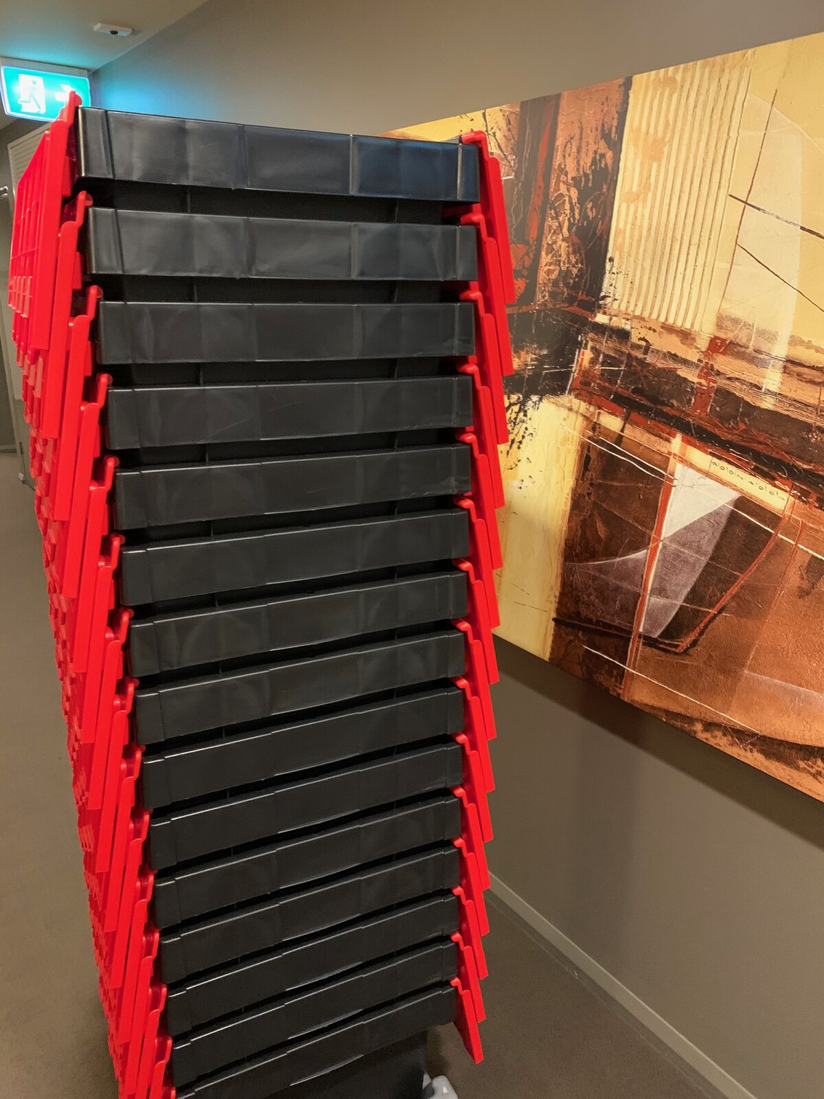 Buy plastic moving boxes Sydney